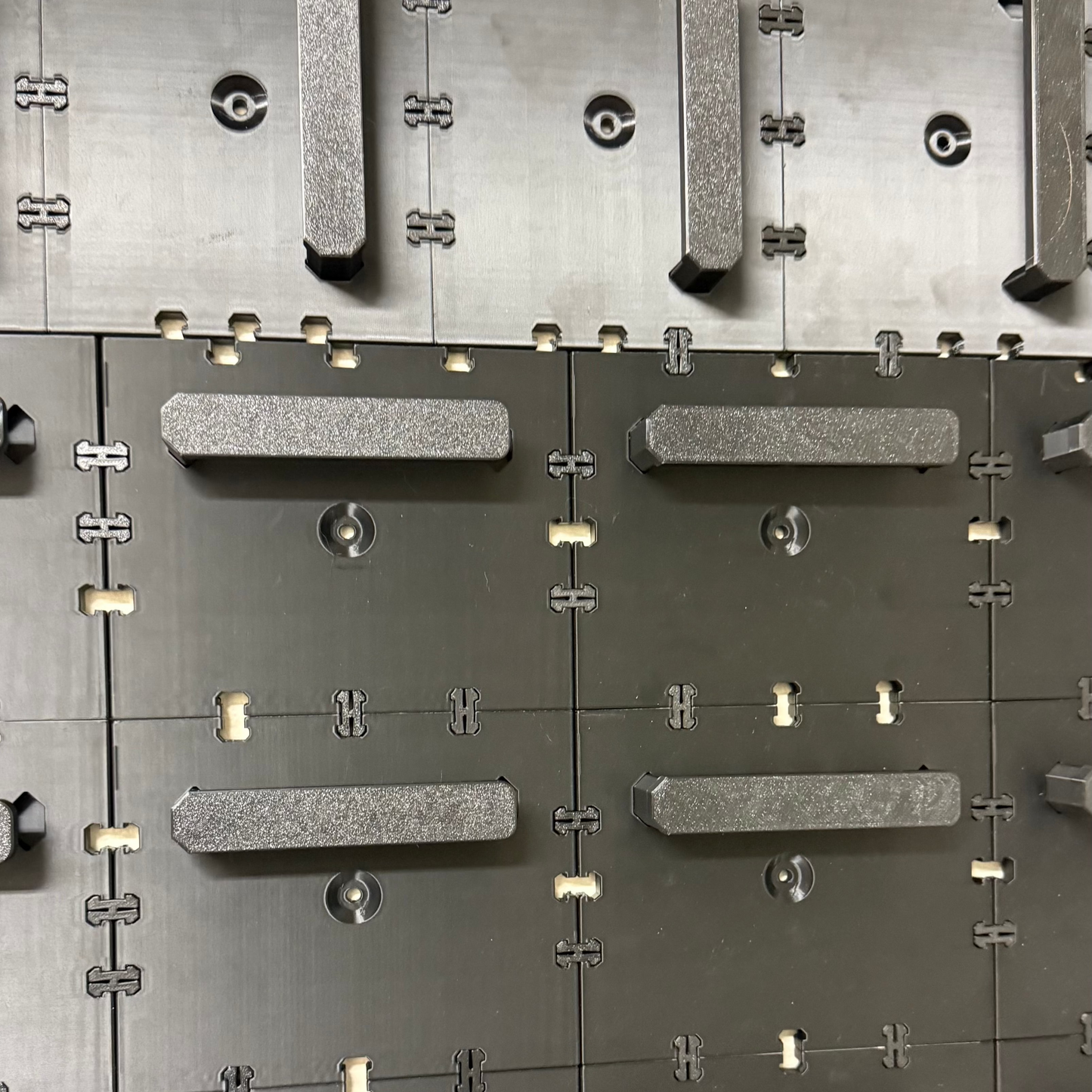 GRIDS - Mallet Headcover Display System